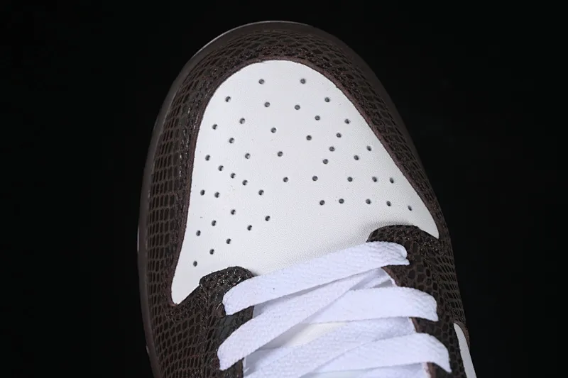 All categories Nk SB Dunk series Nk SB Dunk Low low-top sneakers Nk Dunk Low "Snakeskin" gray and purple color low-top casual sneakers HV6932-299